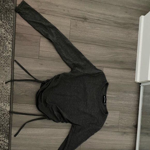 Cropped Grey long sleeve - Picture 1 of 3